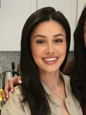 Alexis C - American Career College-Los Angeles Babysitter