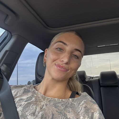 Brooklyn A - BYU Idaho Babysitter