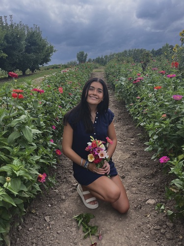 Hailey B - UCSB Babysitter