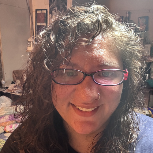 Lorraine R - USM Babysitter