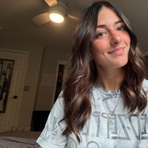 Carly B – Stockton Student Seeking Babysitting Jobs