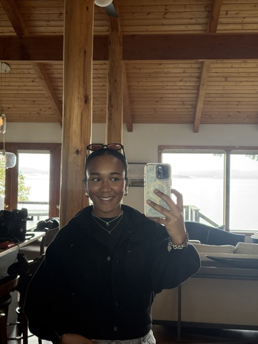 Tiara F - UW Tacoma Babysitter