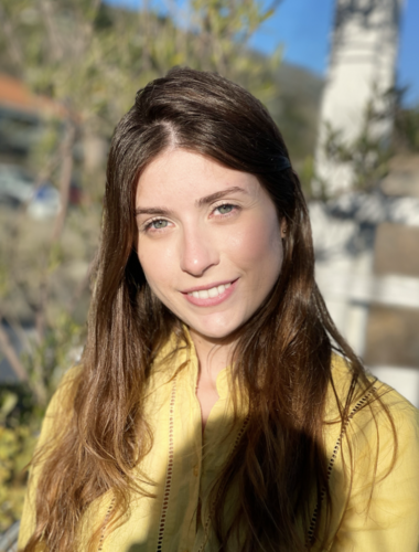 Ana D - UF Babysitter