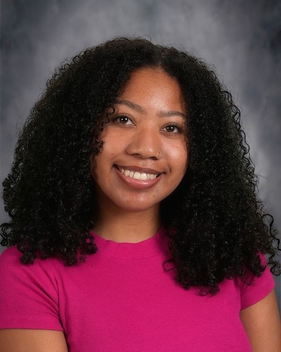 Isabel F - Stephens College Babysitter