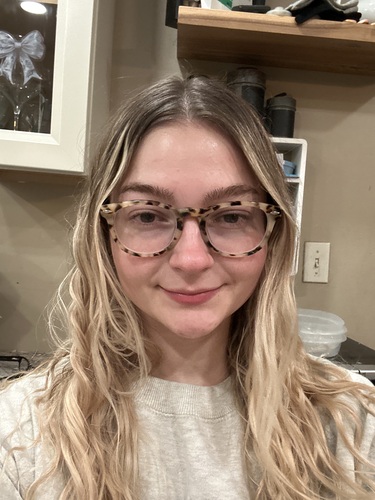 Zoe S - Rock Valley College  Babysitter