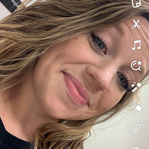 Lola D - Undefined Babysitter