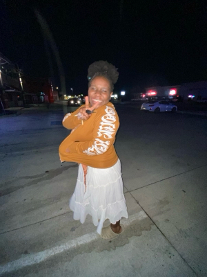 Nmesomachukwu N - Dallas County Community College District Babysitter