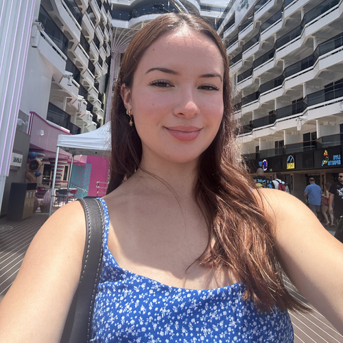 Merybeth C - Miami Dade Babysitter