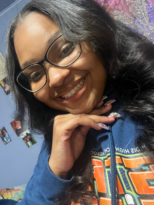 Lashaun T - SIUE Babysitter