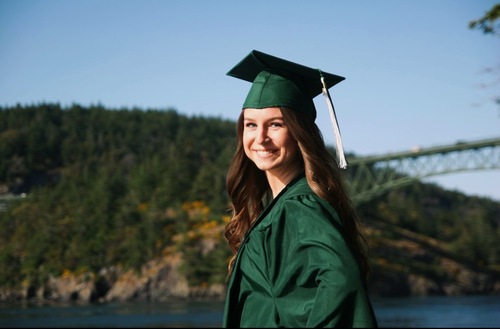 Peyton R - Evergreen Babysitter