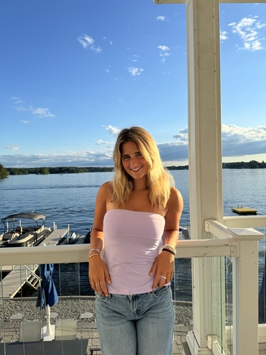 Demi T - Umass Babysitter