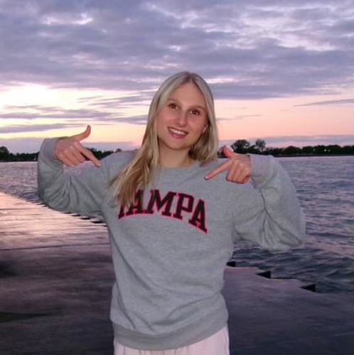 Sarah M - Oakton Community College  Babysitter