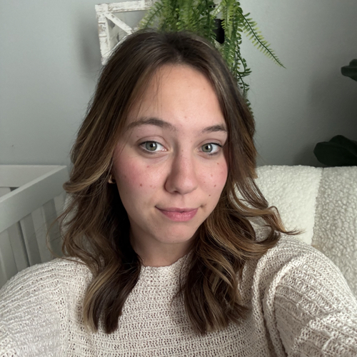 Annaliese C - WWU Babysitter