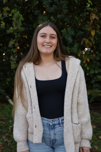 Abigale S - UNG Babysitter