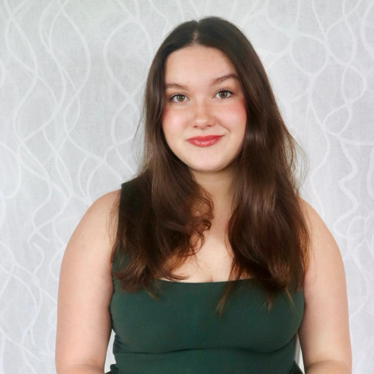 Isabella H – CCU Student Seeking Babysitting Jobs