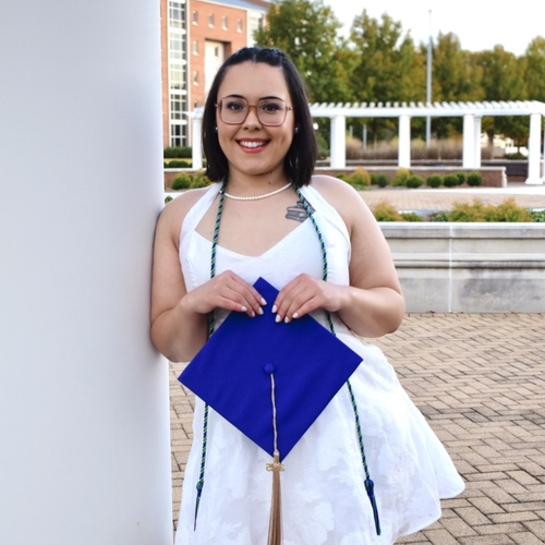 Angelique L – UA Huntsvile Student Seeking Babysitting Jobs