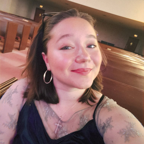 Colette S – Belmont Student Seeking Babysitting Jobs