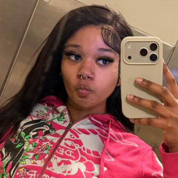 Nicole R - Bronx Community College  Babysitter