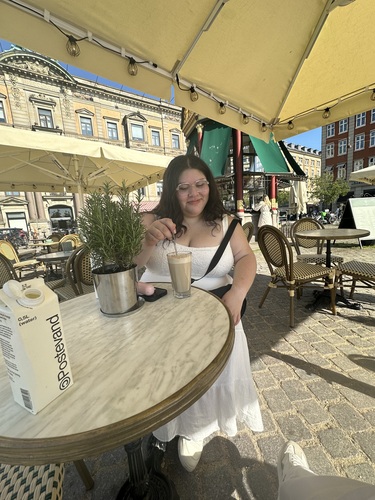 Amaya R - Dunwoody College of Technology Babysitter