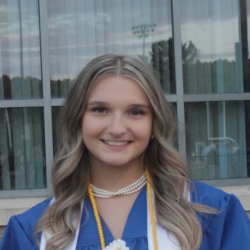 Jovanna B - Quinsigamond Community College  Babysitter