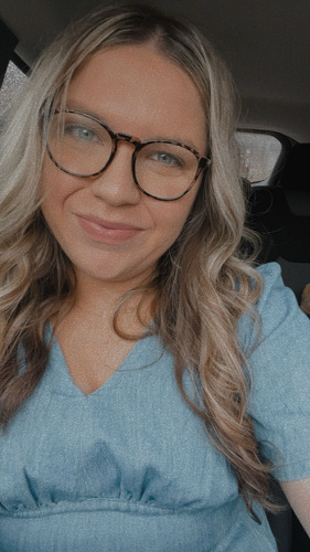 Gracie R - Wichita State Babysitter