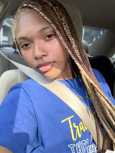 Alivia O - LaGuardia CC Babysitter