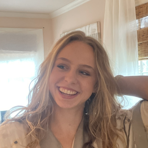 Olivia H - Duke Babysitter