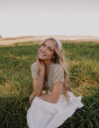 Meredith B - John A. Logan College Babysitter
