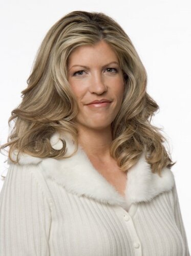 Lynetta F - COM Babysitter