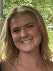 Ellie C - DU Babysitter