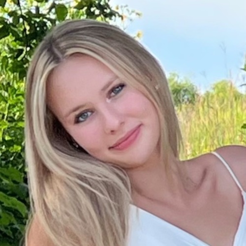 Isabella H - ECPI Babysitter