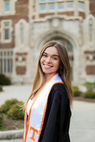 Anna O – UTK Student Seeking Babysitting Jobs