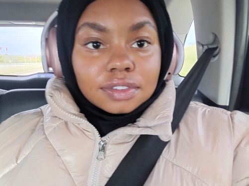 Jazmin H - Illinois State Babysitter