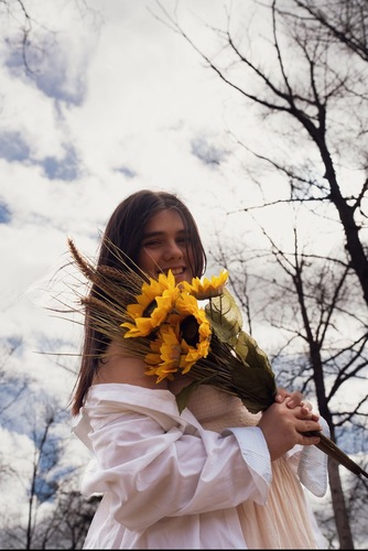 Kadance H - Empire Beauty School-Avondale Babysitter