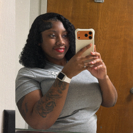 Nyla W - Phoenix College  Babysitter