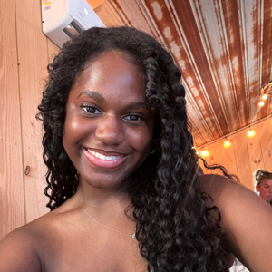 Mallory J – UAB Student Seeking Babysitting Jobs