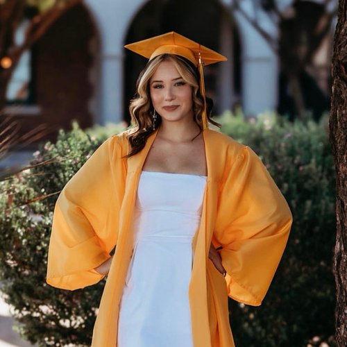 Farah B - Barstow Community College District Babysitter