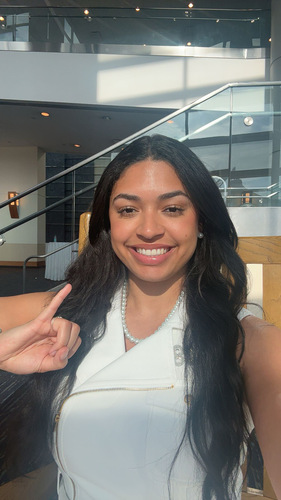 Carmen L - Samford Babysitter