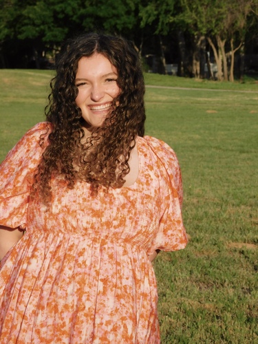 Gretchen S - Belmont Babysitter