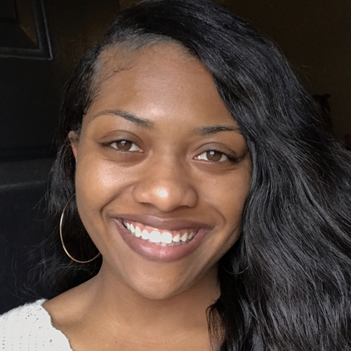 Michaela F - UAB Babysitter