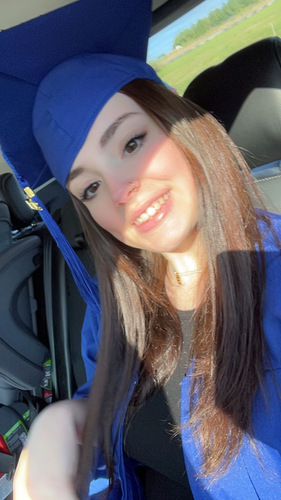 Brandi V - Greenville Technical College  Babysitter