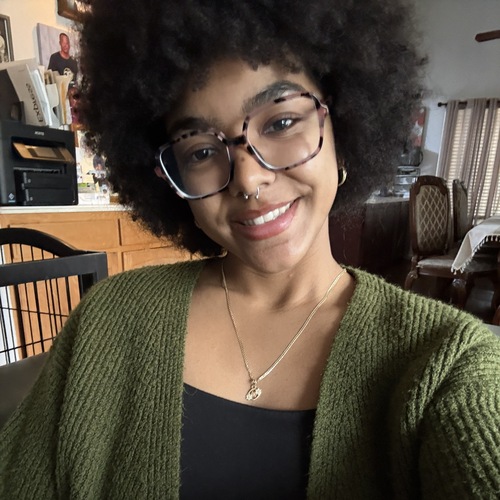 Angelina P – CSUSB Student Seeking Babysitting Jobs