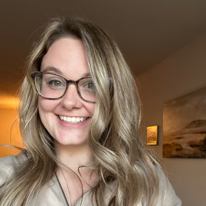 Suzanne M - Lander Babysitter