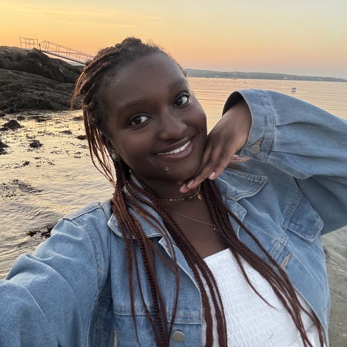 Jolette B - Gordon College Babysitter