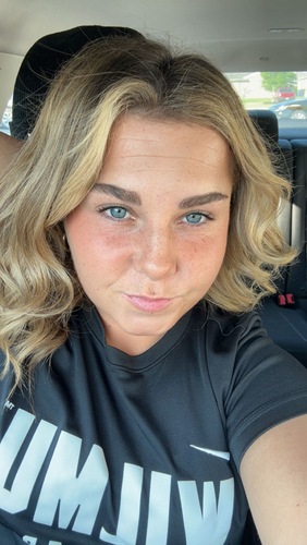 Kailey H - Wilmington U Babysitter