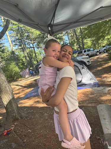 Selena L - KCC Babysitter