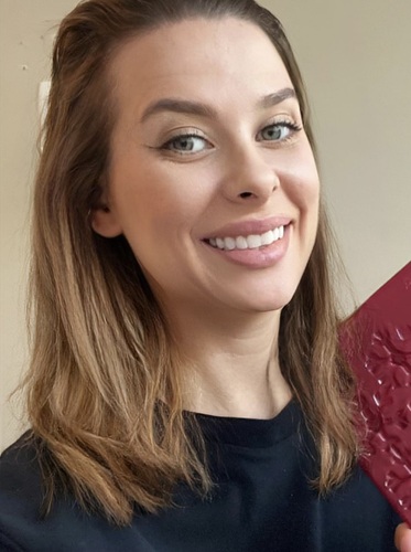 Larissa S - Graduate School USA Babysitter