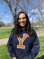 Kianna P – Yale Student Seeking Babysitting Jobs