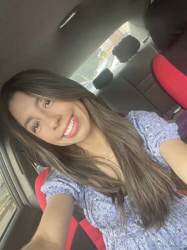 Daniela C - UF Babysitter