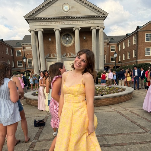 Katie V - Samford Babysitter